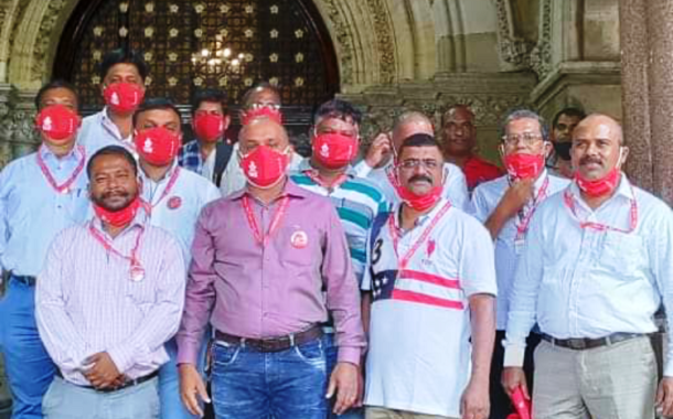 OFFICE BEARERS AND CADRE OF SC/ST ASSOCIATION FROM NASIK ROAD AND MANMAD JOINED NRMU IN MUMBAI ON 17.08.2021