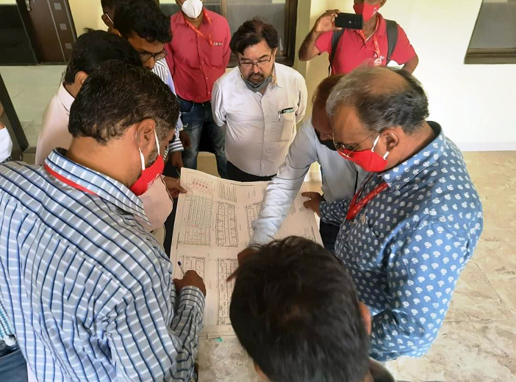 GS COM. VENU P. NAIR  WITH CMS KYN INSPECTED NEW BUILDING/ ALTERNATE SPACE FOR RAILWAY NEW DISPENSARY(HEALTH UNIT) AT PANVEL