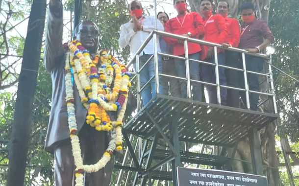 MAHAPARINIRVAN DIVAS OF DR. B.R. AMBEDKAR WAS OBSERVED AT MTN HQ/ /SM MULUND/KALYAN/CSMT/ CRECCS BYC, ON 06.12.2021