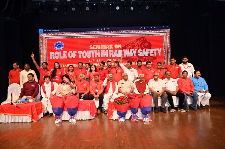 AIRF'S YOUTH SAFETY CONVENTION HOST BY NRMU (CR/KR) HELD AT SRI SHANMUKHANANDA AUDITORIUM ON 17/06/2022