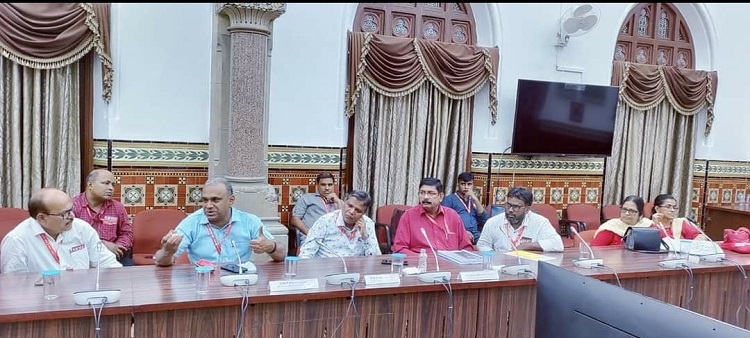 NRMU(CR/KR) HQ PNM WITH GM AND ALL PHOD'S OF C.RLY. WAS HELD ON 28/06/2022 AT GM MEETING HALL