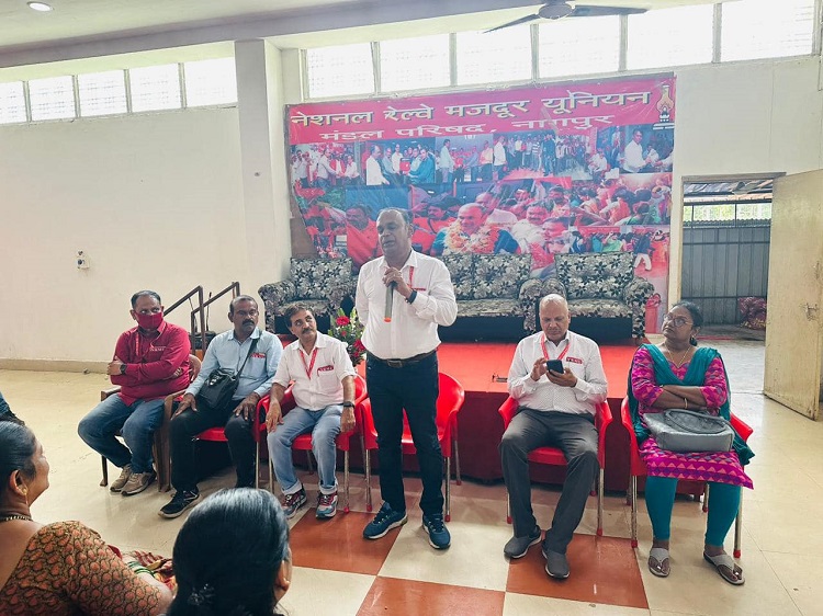 ACTIVIST MEETING OF NRMU (CR/KR) NAGPUR BASED BRANCHES HELD ON 05.07.2023 AT PREM OFFICE, NGP