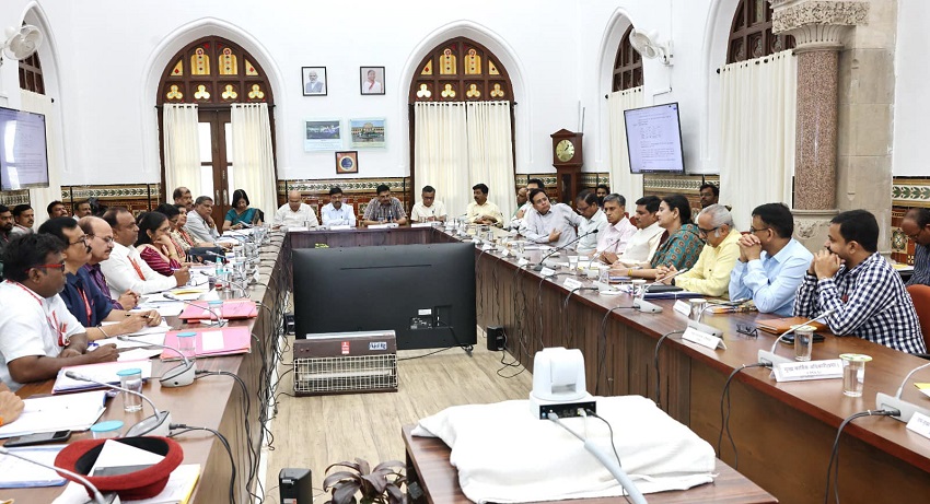 GM MAIN PNM WITH NRMU(CR/KR) HELD ON 21.03.24 & 22.03.24 IN THE PRESENCE OF GM, PCPO, CPO, RAILWAY OFFICIALS FROM ADMINISTRATIVE SIDE AND GS COM. VENU P NAIR AND NRMU OFFICE BEARERS FROM UNION SIDE