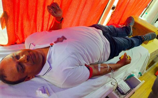 GS/NRMU(CR/KR) COM. VENU P NAIR CONTINUE TO DONATE BLOOD FOR THE 54TH TIME ON 24.05.2024 AT BLOOD DONATION CAMP ORGANISED BY WADIBUNDER BRANCH
