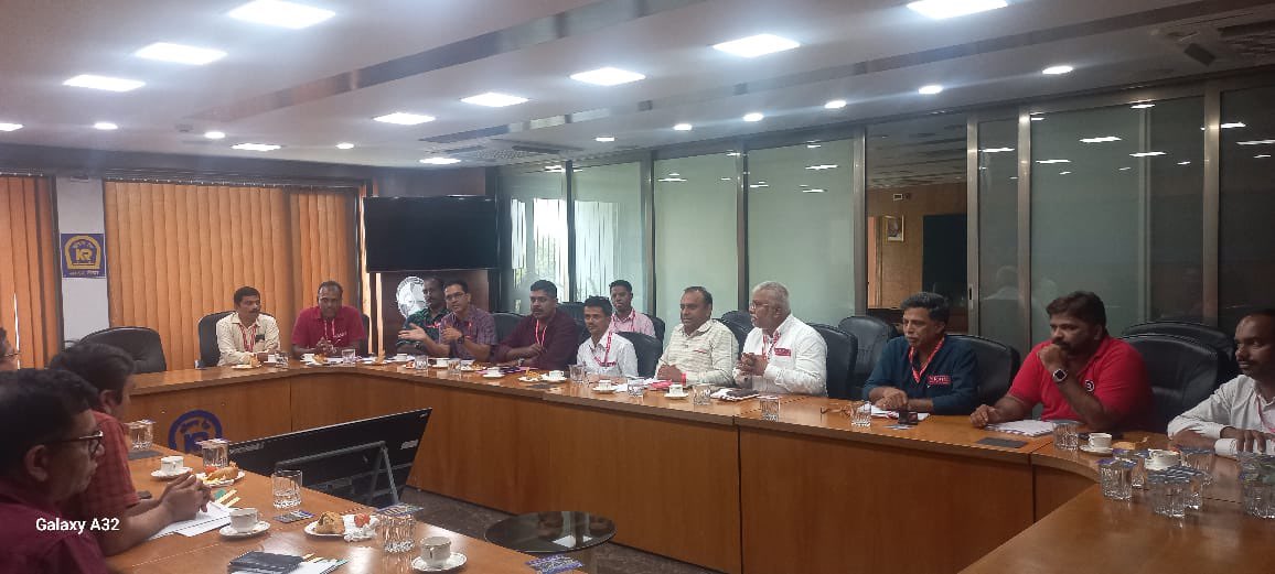 NRMU (CR/KR) HAD EXTENSIVE DISCUSSION WITH KRCL MANAGEMENT (DO/KRCL,COM/KRCL,EDBO/KRCL AND CPO/KRCL) REGARDING VARIOUS ISSUES PERTAINING TO THE RUNNING CATEGORY ON 24.04.25 AT 11 HRS. IN BAORD ROOM.