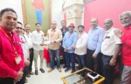 कॉ. मुनेश माली (P.WAY, भिवंडी) को गंभीर किडनी फेल्योर की स्थिति में इलाज हेतु NRMU संचालित ईसीसी सोसायटी द्वारा ₹50,000 की आर्थिक सहायता प्रदान की गई |