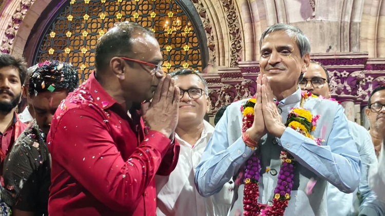 FAREWELL TO GM, C.RLY. SHRI DHARAM VEER MEENA ON HIS SUPERANNUATION 30.09.2025