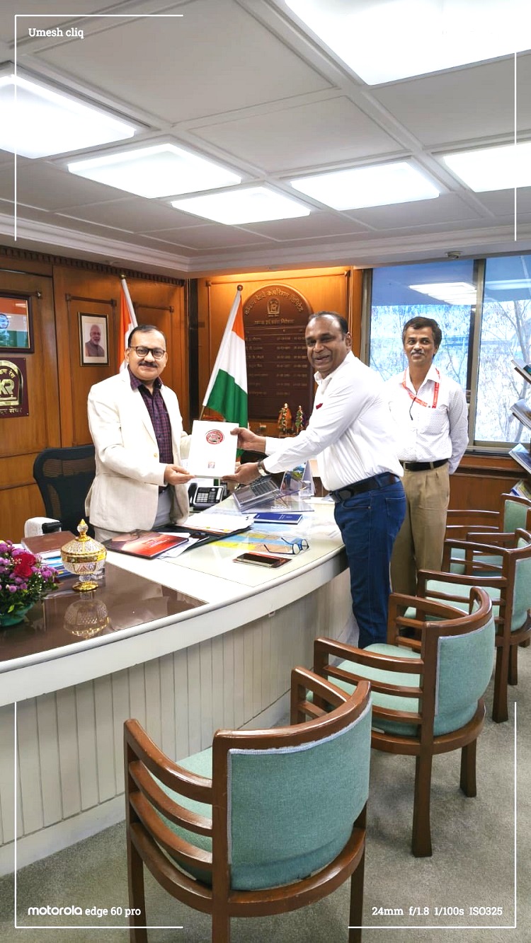 ON 17.02.2026 NRMU-KRCL DELEGATION LED BY GS COM. VENU P. NAIR HAD COURTESY CALL TO MEET WITH CMD-KRCL