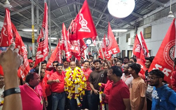 दि. ०४.०3.२०२६ को नेशनल रेलवे मजदूर यूनियन के महामंत्री कॉम. वेणु पी नायर जी का नासिक रोड और भुसावल में यूनियन के कार्यकर्ताओ  द्वारा जोरदार स्वागत किया गया|