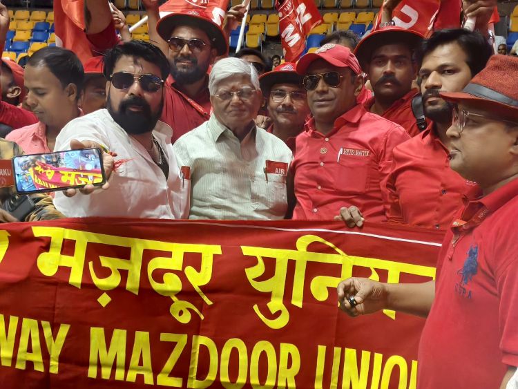 MASSIVE PARTICIPATION OF NRMU(CR/KR) CADRES IN ALL INDIA ENGINEERING CONFERENCE HELD AT TALKATORA STADIUM ORGANIZED BY AIRF ON 22.04.2026