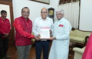 एनआरएमयू (सीआर/केआर) द्वारा 8 मई 2026 को मुंबई स्थित डीआरएम कार्यालय के समक्ष आयोजित 1974 की ऐतिहासिक रेलवे हड़ताल के 52वें स्मृति दिवस का कार्यक्रम एक विशाल, प्रेरणादायक और ऐतिहासिक एकता, संघर्षशीलता तथा ट्रेड यूनियन शक्ति के प्रदर्शन में परिवर्तित हो गया।