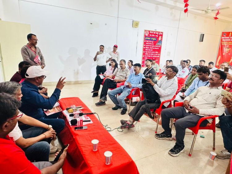NRMU (CR/KR) HELD PRESS CONFERENCE IN PREM OFFICE NAGPUR ON 14.05.2026