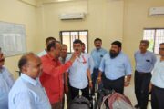 दिनांक 12/06/2026 को मोटरमैन ट्रेनिंग सेंटर (MTC), कल्याण में महामंत्री जी ने प्री-LI ट्रेनी, प्रमोशन ट्रेनी, रिफ्रेशर ट्रेनी एवं वन डे ट्रेनी साथियों से संवाद किया तथा उनका मार्गदर्शन किया।