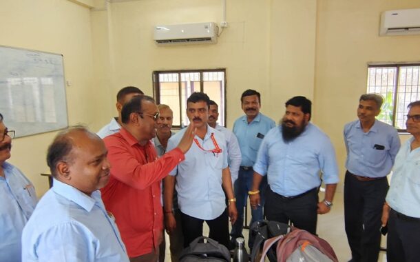 दिनांक 12/06/2026 को मोटरमैन ट्रेनिंग सेंटर (MTC), कल्याण में महामंत्री जी ने प्री-LI ट्रेनी, प्रमोशन ट्रेनी, रिफ्रेशर ट्रेनी एवं वन डे ट्रेनी साथियों से संवाद किया तथा उनका मार्गदर्शन किया।