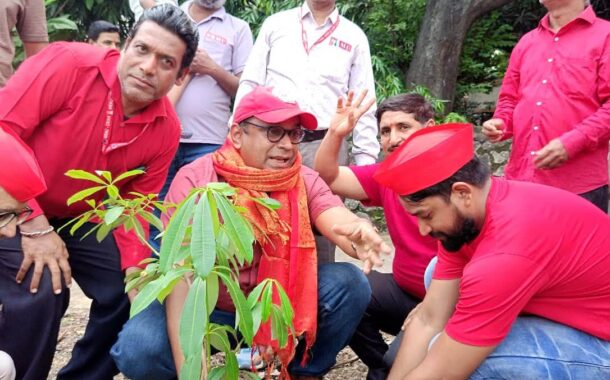 आज 12/07/2026 को ट्रॉम्बे रेलवे कॉलोनी में नेशनल रेलवे मजदूर यूनियन (NRMU) के आदरणीय महामंत्री कॉमरेड वेणु पी. नायर जी की गरिमामयी उपस्थिति में भव्य वृक्षारोपण कार्यक्रम का सफल आयोजन किया गया।