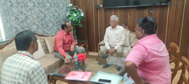 ON 17/07/2026 A MEETING WAS HELED BETWEEN NRMU DELEGATION AND PCCM, CENTRAL RAILWAY