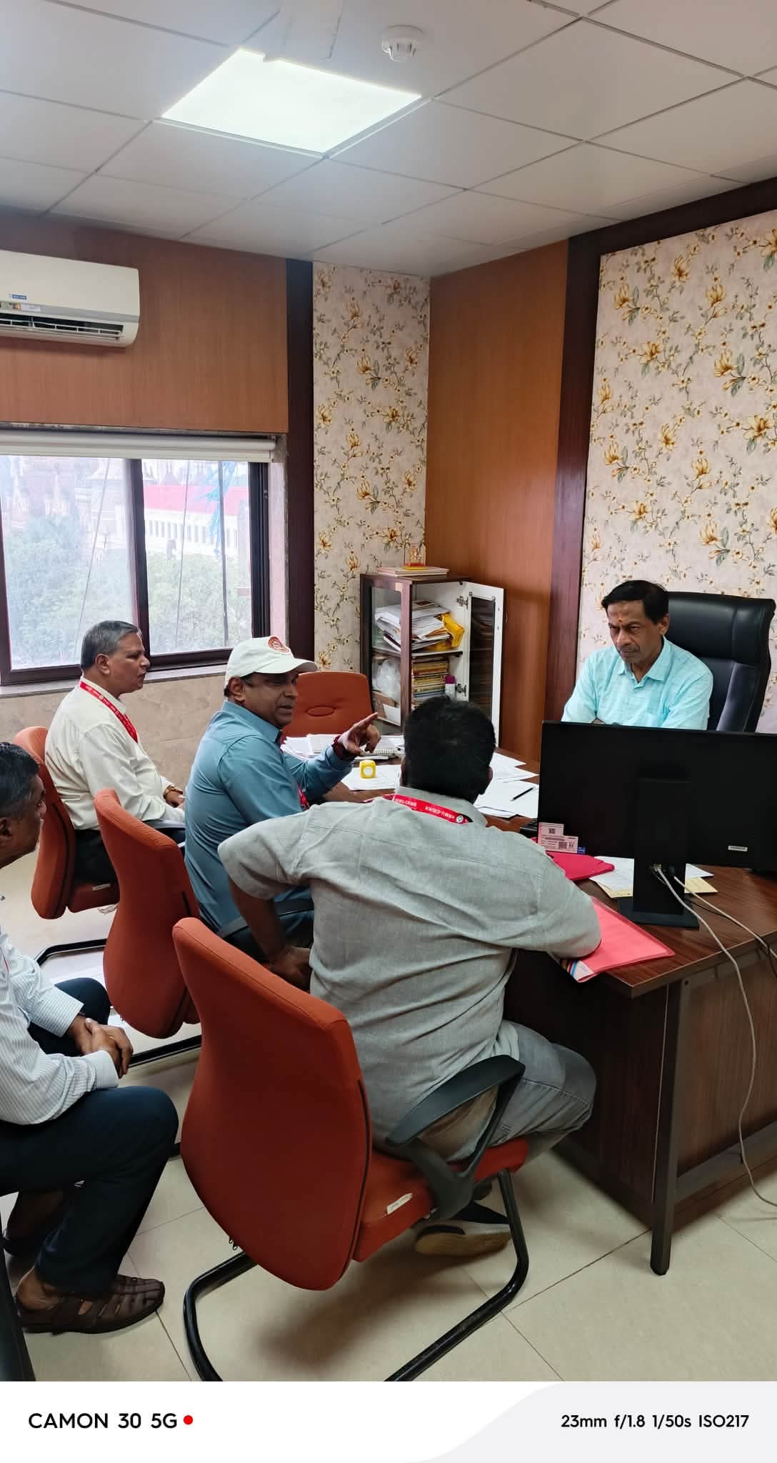 ON 13/08/2026 A MEETING WAS HELD BETWEEN NRMU DELEGATION LED BYGS COM. VENU P. NAIR AND DY CPO, C.RLY MUMBAI CSMT.