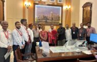 ON THE EVE OF THEIR SUPERANNUATION ON 30TH SEPTEMBER 2026, A DELEGATION OF NRMU (CR/KR), LED BY GENERAL SECRETARY COM. VENU P. NAIR AND PRESIDENT COM. KAMAKSHI BAGALWADIKAR, ALONG WITH HQ & DIVISIONAL OFFICE BEARERS, WCMS AND YOUNG ACTIVISTS, PAID A WARM COURTESY VISIT TO AGM/C.RLY SHRI GOSWAMY AND PCE/C.RLY SHRI MATHUR.
