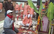 दशहरा के शुभ एवं पावन अवसर पर माटुंगा कारखाना के व्हील शॉप में आयोजित श्री सत्यनारायण महापूजा के दर्शन हेतु नेशनल रेलवे मजदूर यूनियन (NRMU) के महामंत्री आदरणीय कॉमरेड वेणु पी. नायर जी उपस्थित रहे।