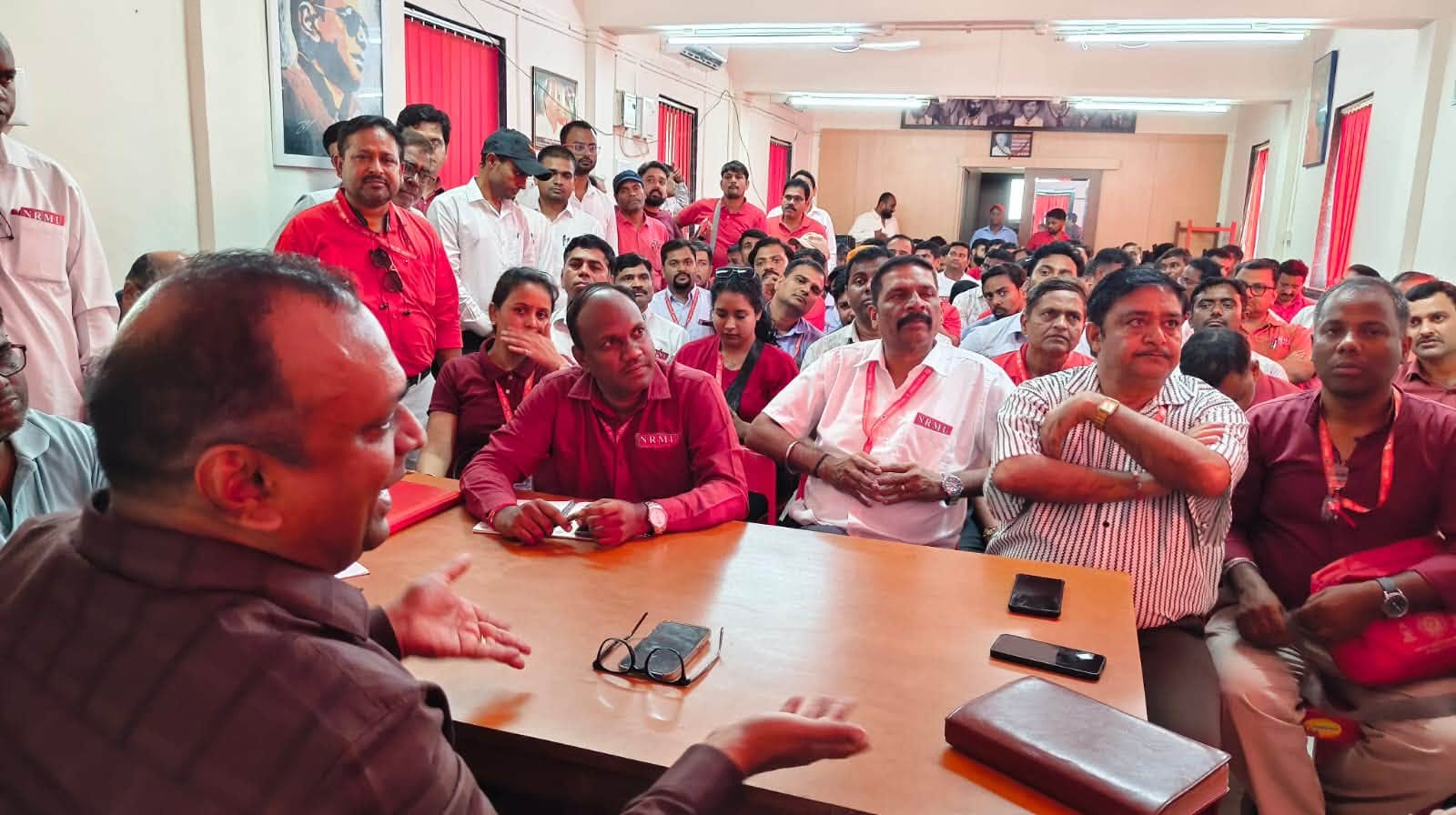 दिनांक  03/10/2026 को MTN HQ में TRS एवं LRS ब्रांच की विशेष संयुक्त मैनेजिंग कमिटी मीटिंग उत्साह और एकजुटता के साथ सम्पन्न हुई।