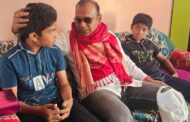 आज दिनांक 16 अक्टूबर 2026 को नॅशनल रेल्वे मजदूर यूनियन, मध्य रेल्वे/कोंकण रेल्वे के महामंत्री आदरणीय कॉ. वेणु पी. नायर जी ने लासलगाव में ऑन ड्यूटी शहीद हुए हमारे दिवंगत साथियों के परिवारों से आत्मीय भेंट की।