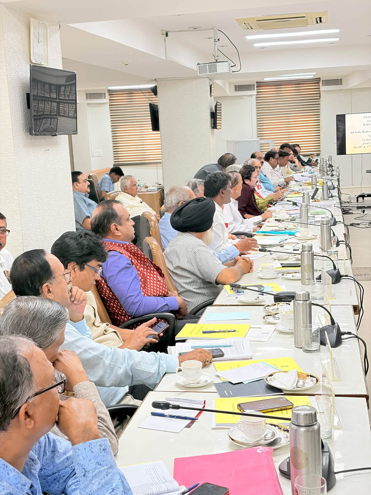ON 16 & 17 SEPTEMBER 2026, GS/NRMU (CR/KR) AND AGS/AIRF, COM. VENU P. NAIR, ATTENDED THE PNM MEETING WITH THE RAILWAY BOARD ON BEHALF OF AIRF.